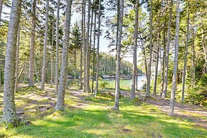 Waterfront Deer Isle Retreat w/ Fire Pit!