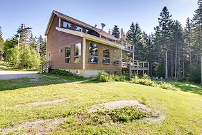 Waterfront Deer Isle Retreat w/ Fire Pit!