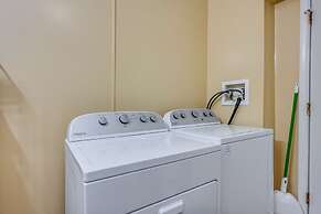 Cozy Home w/ Backyard ~ 3 Mi to Downtown Saginaw!