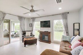Pet-friendly Miami Home w/ Hot Tub & Pool Table