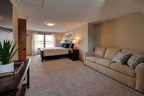 Waverly Vacation Rental w/ Game Room & Patio!