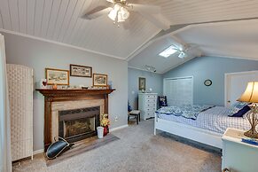 Waterfront Lake Hartwell Vacation Rental w/ Dock!