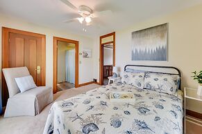 Pistakee Lake Estate w/ Boat Dock & Launch!