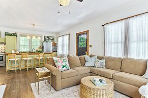 Charming Edwardsville Home: Walk to Downtown!
