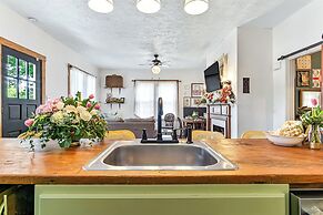 Charming Edwardsville Home: Walk to Downtown!