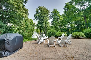 Grand Rapids Retreat w/ Private Boat Dock