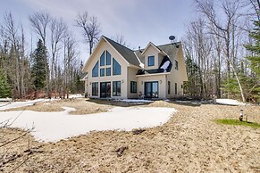 Lakefront Grand Rapids Vacation Rental w/ Dock!
