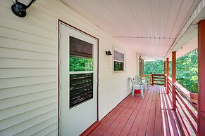 Rustic Russell Springs Home Near Marina & Lake!