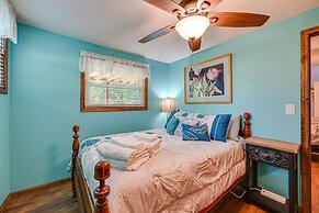 Rustic Russell Springs Home Near Marina & Lake!