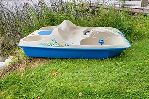 Pokegama Lake Vacation Rental w/ Shared Boat Dock!