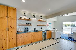 Cedar Creek Lake Views: Gorgeous Mabank House!