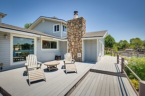 Cedar Creek Lake Views: Gorgeous Mabank House!