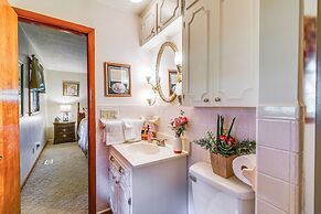 Russell Springs Getaway, 10 Mi to Lake Cumberland!