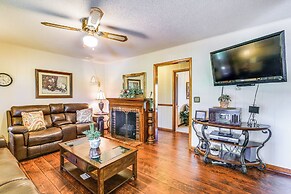 Russell Springs Getaway, 10 Mi to Lake Cumberland!