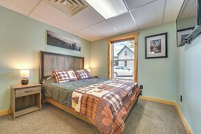 Spacious Old Forge Condo w/ Patio & Fire Pit!