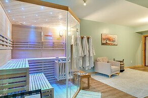 Spacious Old Forge Condo w/ Patio & Fire Pit!