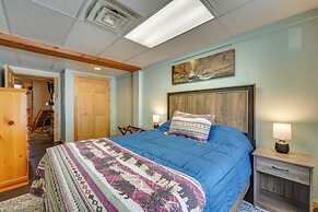 Spacious Old Forge Condo w/ Patio & Fire Pit!