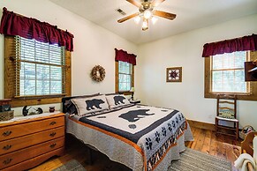 Lake Cumberland Resort Cabin w/ Community Perks!