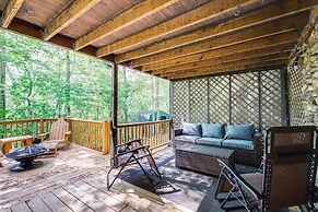 Lake Cumberland Resort Cabin w/ Community Perks!
