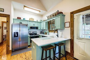 Lake Cumberland Resort Cabin w/ Community Perks!