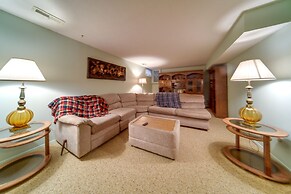 Cleveland Area Retreat Near Lake Erie