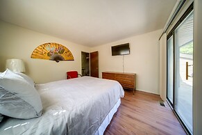 Cleveland Area Retreat Near Lake Erie