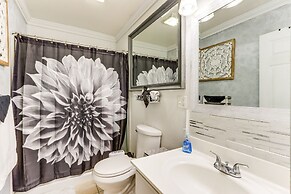 Charming St James Home Near Maramec Spring Park!