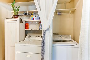 Charming St James Home Near Maramec Spring Park!