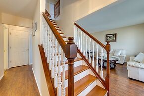 Spacious O'fallon Vacation Home: 30 Mi to St Louis