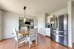 Spacious O'fallon Vacation Home: 30 Mi to St Louis