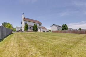 Spacious O'fallon Vacation Home: 30 Mi to St Louis
