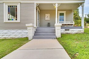 Updated Cotter Cottage: Walk to White River!