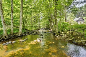 A-frame Log Home w/ Game Room Near Lake George!