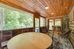 A-frame Log Home w/ Game Room Near Lake George!
