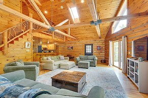 A-frame Log Home w/ Game Room Near Lake George!