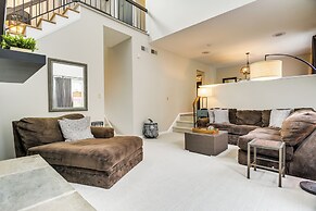 3 Mi to Downtown: Inviting Lancaster Home!