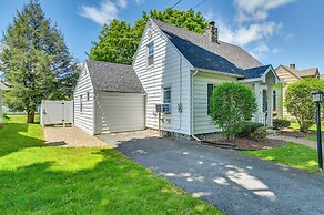 Pet-friendly Gloversville Cottage Near Golf Course