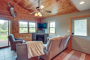 Pet-friendly Iron River Cabin With Fire Pit!