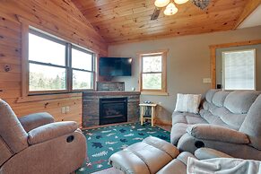 Pet-friendly Iron River Cabin With Fire Pit!