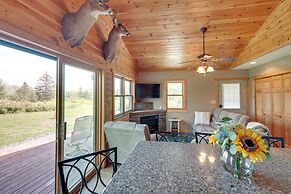 Pet-friendly Iron River Cabin With Fire Pit!