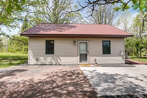 Pet-friendly Iron River Cabin With Fire Pit!