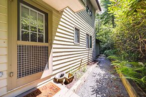 Dog-friendly Blowing Rock Chalet w/ Stunning Views