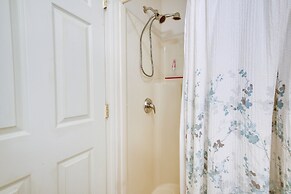 Cozy Campton Home: 10 Mi to Tenney Mountain Resort