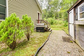 Cozy Campton Home: 10 Mi to Tenney Mountain Resort