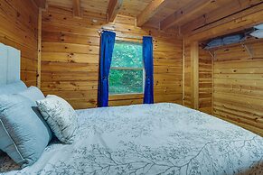 Cabin Rental Near Kings River & Table Rock Lake