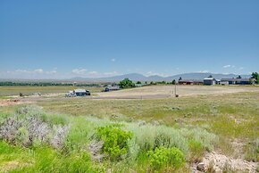 Bright Wyoming Retreat w/ Deck & Mountain Views!