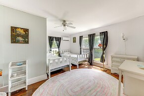 Bayfront Heathsville Home w/ Crabbing Pier!