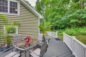 Charming Manheim Cottage w/ On-site Animal Viewing