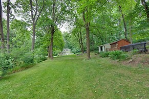 Charming Manheim Cottage w/ On-site Animal Viewing