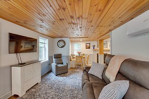 Charming Manheim Cottage w/ On-site Animal Viewing